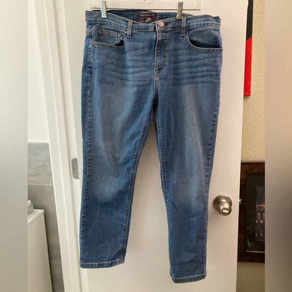 Tommy Hilfiger Women's Cropped Blue Jeans - Picture 1 of 4